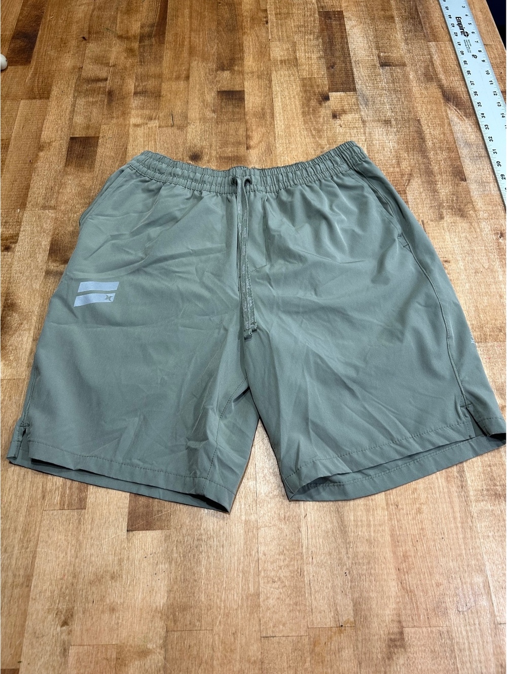 Hurley Men's Olive Green Casual Shorts Medium